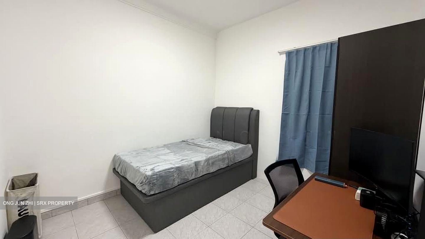 Central Green Condominium (D3), Condominium #583277261